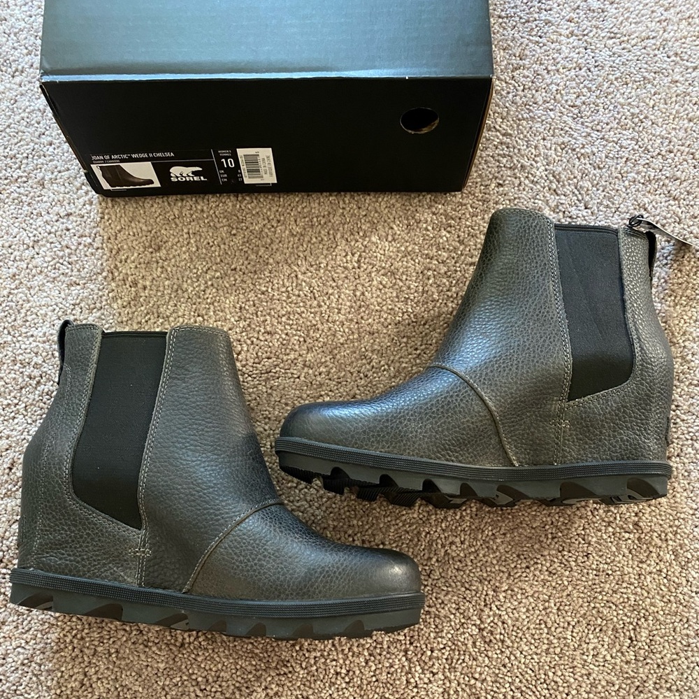 $80 firm NWT Sorel Joan of Artic Wedge II Chelsea in Quarry